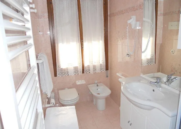 Mare アパート カオルレ